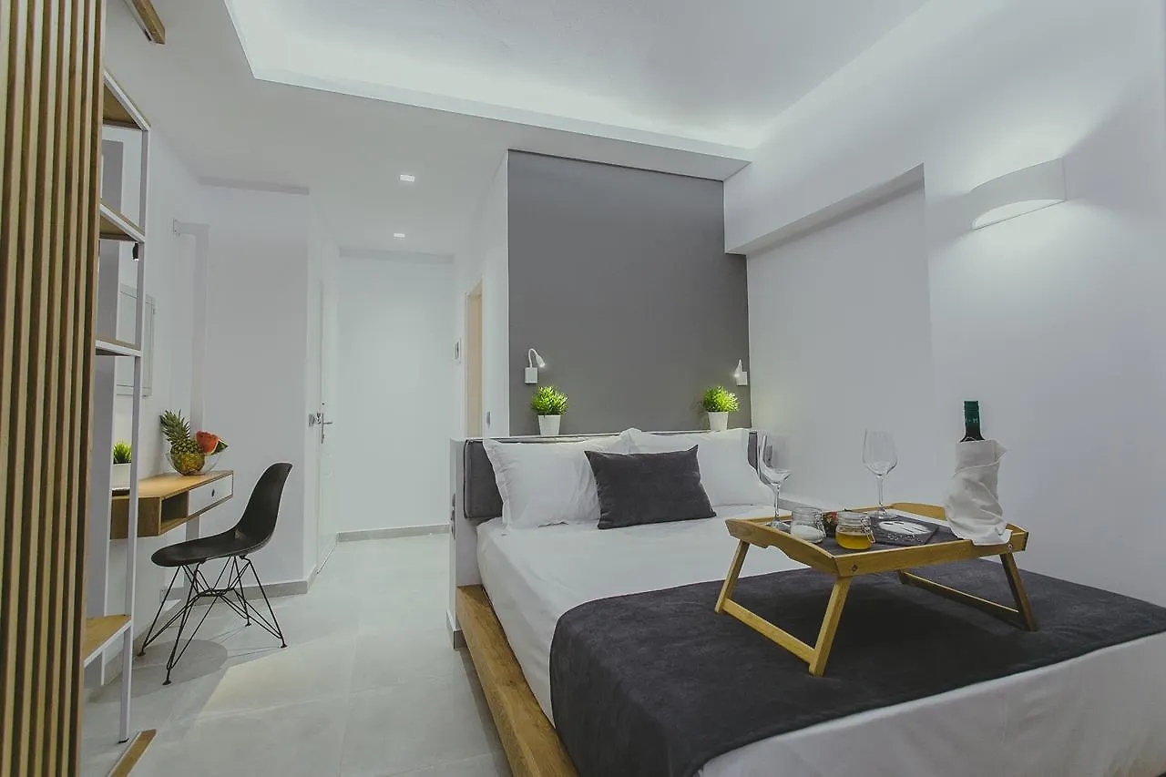 Hotel Papagalos Neos Marmaras 2*,  Greece